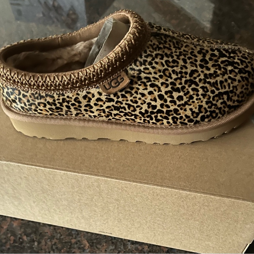 UGG Women's Tasman Speckles Slipper.